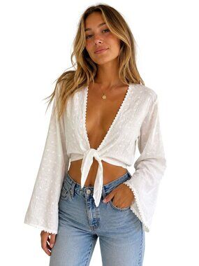 Vintage 1970s Handmade White Eyelet Tie Front Crop Top Womens Boho Fairycore Bel